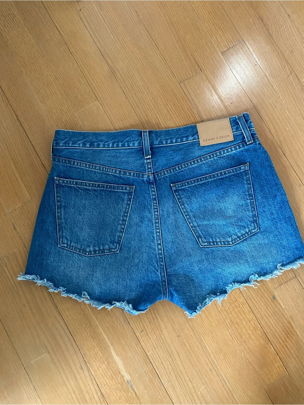 💙 Aritzia Denim Forum The Ex-Boyfriend Hi-Rise Denim Shorts | Size 28
